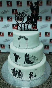 Tort sau candybar făcut de Corina Caffe