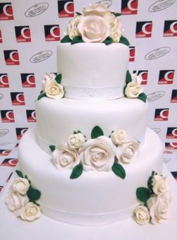 Tort sau candybar făcut de Corina Caffe