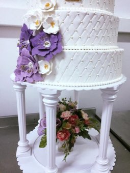 Tort sau candybar făcut de Corina Caffe