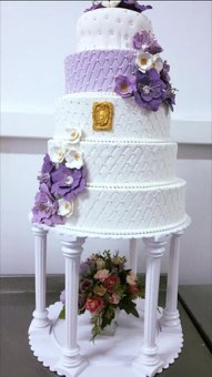Tort sau candybar făcut de Corina Caffe