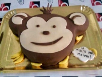 Tort sau candybar făcut de Corina Caffe