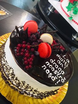 Tort sau candybar făcut de Corina Caffe