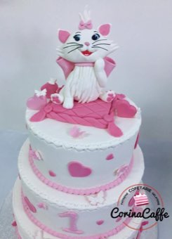 Tort sau candybar făcut de Corina Caffe