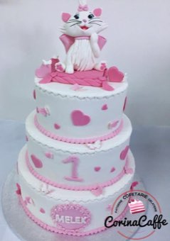 Tort sau candybar făcut de Corina Caffe