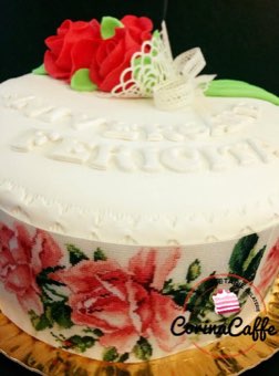 Tort sau candybar făcut de Corina Caffe