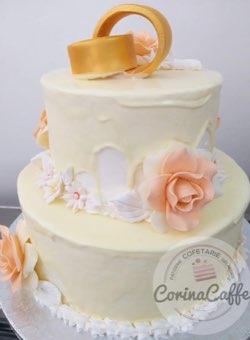 Tort sau candybar făcut de Corina Caffe
