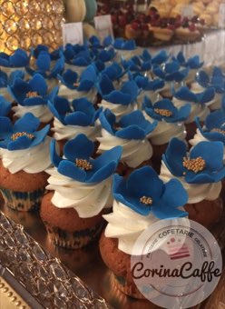 Tort sau candybar făcut de Corina Caffe