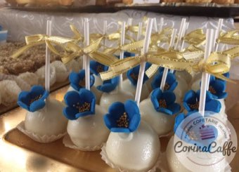 Tort sau candybar făcut de Corina Caffe