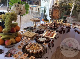 Tort sau candybar făcut de Corina Caffe