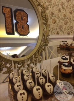 Tort sau candybar făcut de Corina Caffe