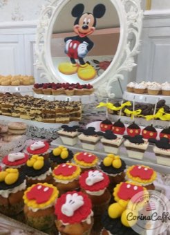Tort sau candybar făcut de Corina Caffe