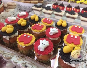 Tort sau candybar făcut de Corina Caffe