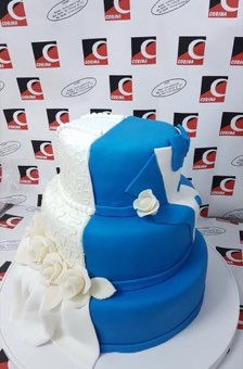 Tort sau candybar făcut de Corina Caffe