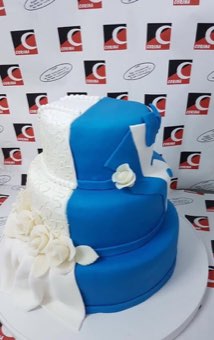 Tort sau candybar făcut de Corina Caffe